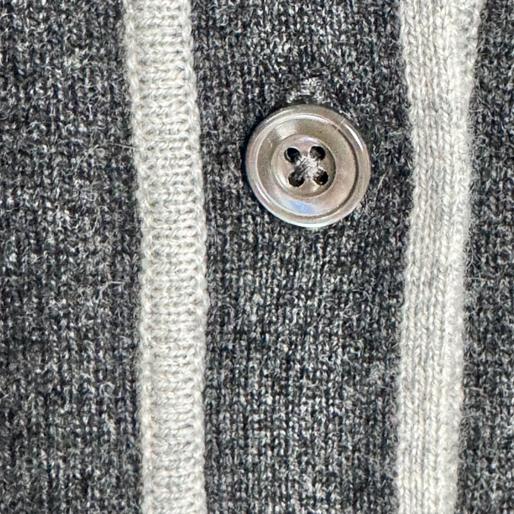 J.‎ Crew cashmere sweater gray XXS C034